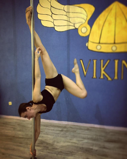 Pole Dance Studio Viking - Днепр, Stretching, Pole dance, Пилатес, Хореография
