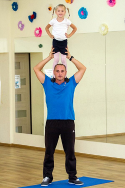 Школа акробатики "HEALTHY KIDS" - Акробатика