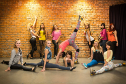 Dance center Move On - Днепр, Танцы, Pole dance, Хореография